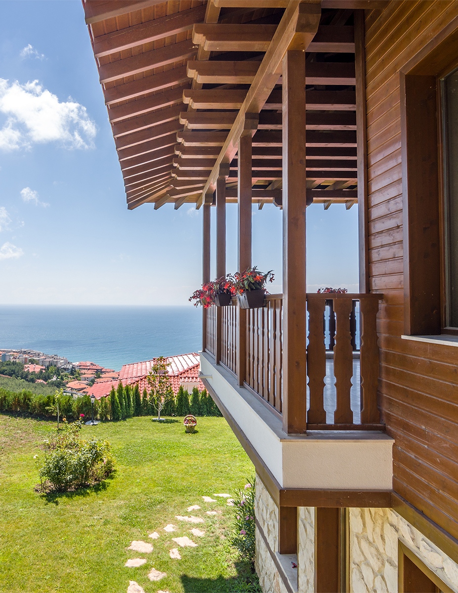 Luxury villas in Saint Vlas